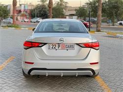 نیسان سێنترا